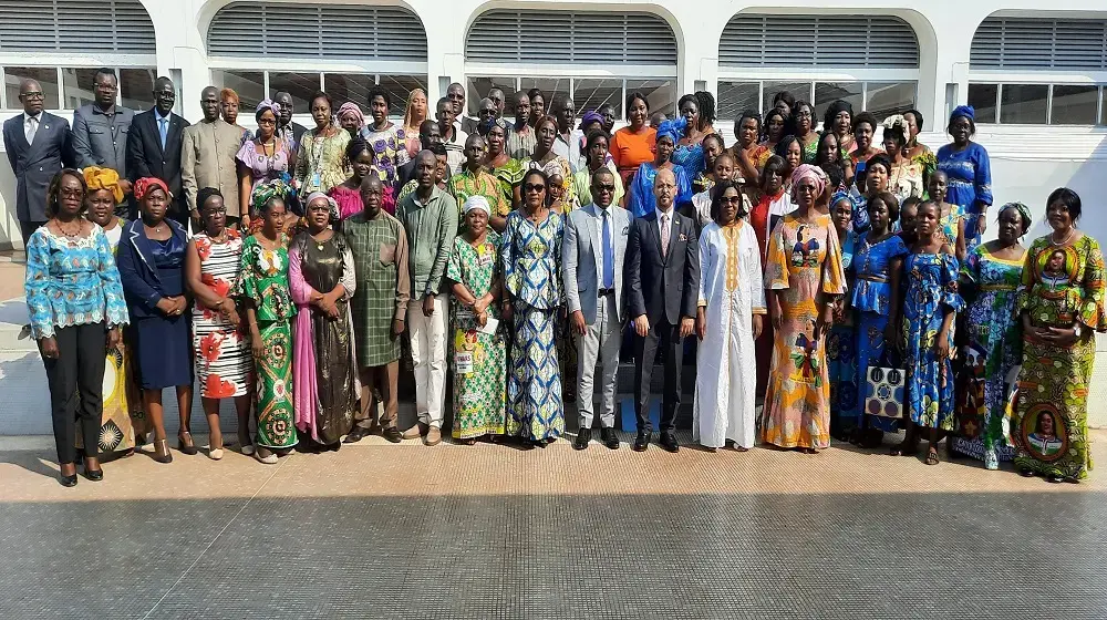 Célébration 8 mars 2023 avec l’amical du personnel féminin de la présidence de la republique.